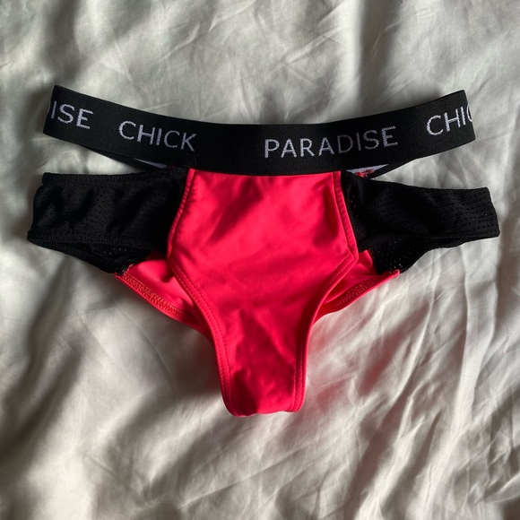 Paradise Chick Net Short in Watermelon - Picture 2 of 3